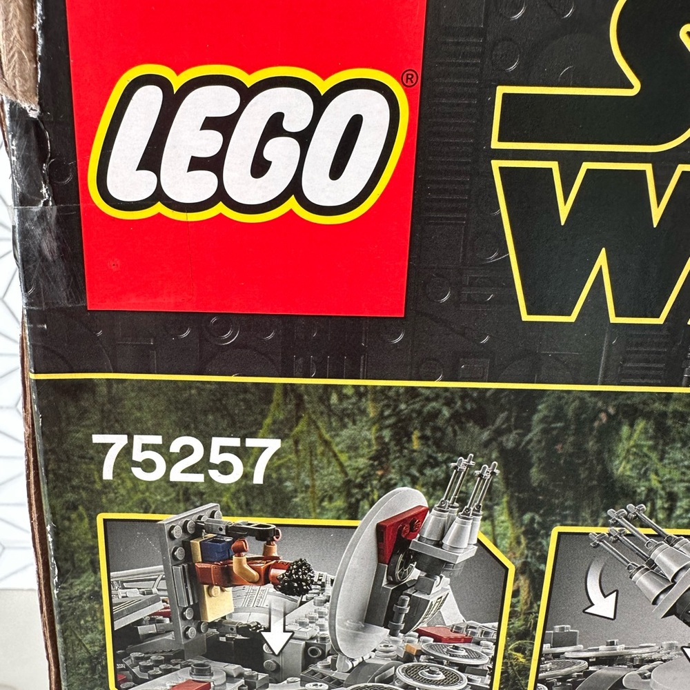 LEGO Star Wars Millennium Falcon Set - #75257 RETIRED, NWT - Picture 9 of 11